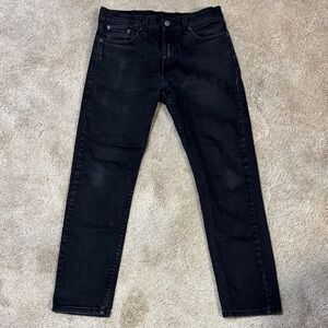 Levi’s 502 jeans